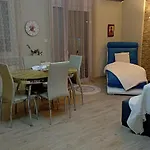Case de vacanță Maja House 1